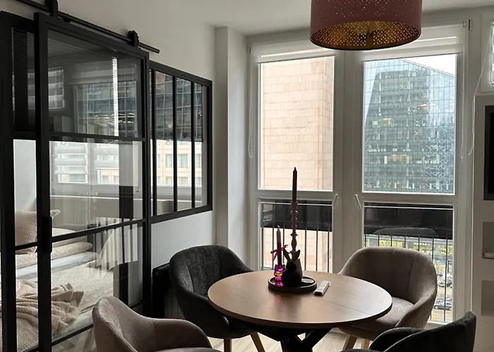 Apartament Centrum Warszawy Pereca
